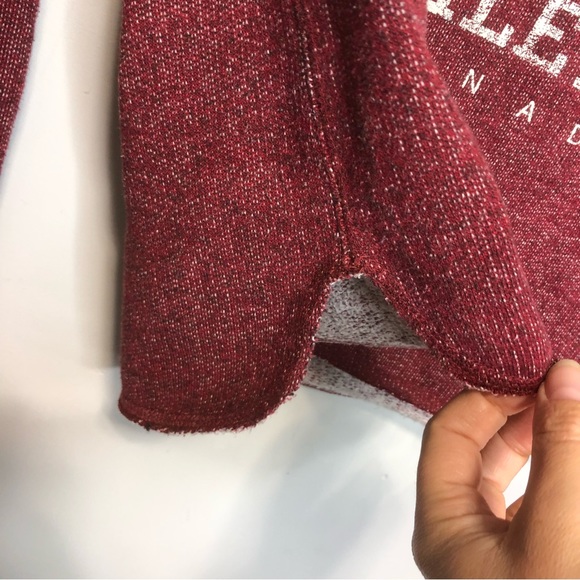 Roots RARE Vintage Inspired Red Crewneck Sweatshirt, size M - Picture 6 of 12